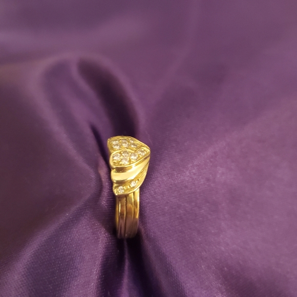 Ring - Picture 4 of 4